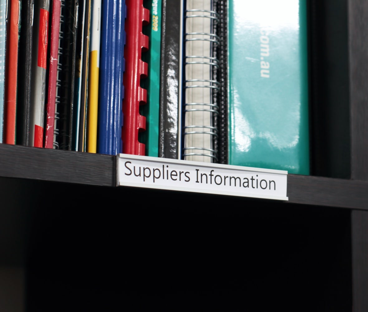 InfoStrip aluminum labeling extrusion with replaceable paper insert